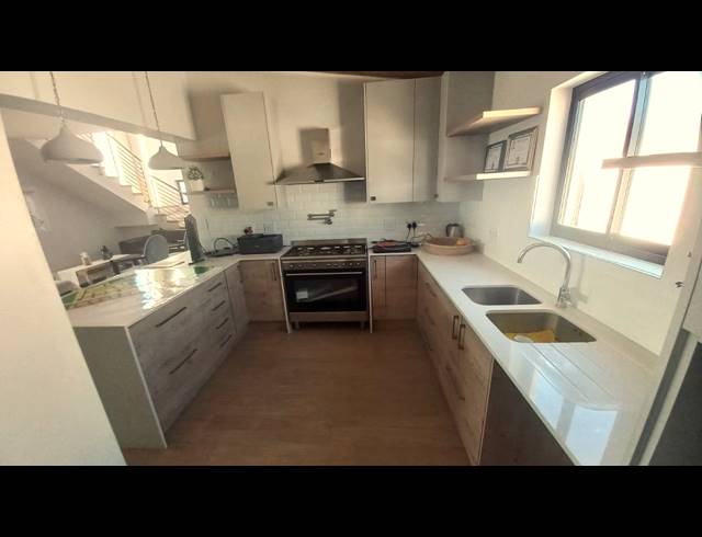 3 BEDROOM HOUSE FOR SALE IN STEENBERGS COVE